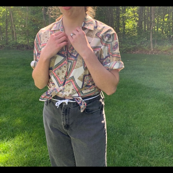 Vintage Quilt Patterned Button Up - Picture 2 of 4